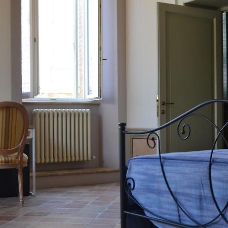 Palazzo Roberti Hotel Monte San Giusto Kültér fotó