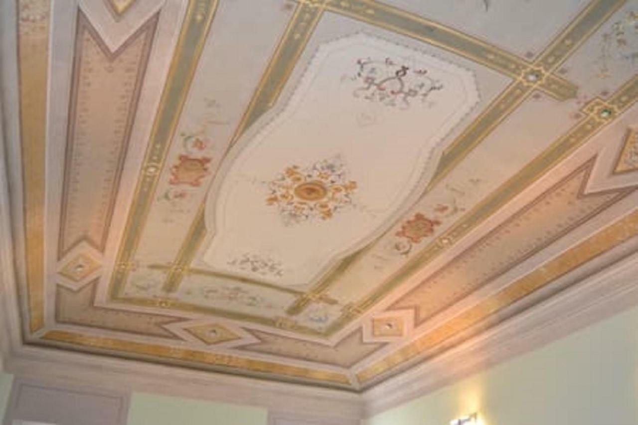Palazzo Roberti Hotel Monte San Giusto Kültér fotó