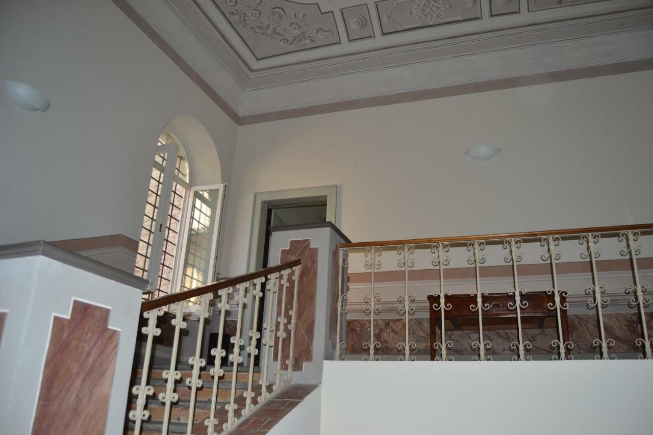 Palazzo Roberti Hotel Monte San Giusto Kültér fotó
