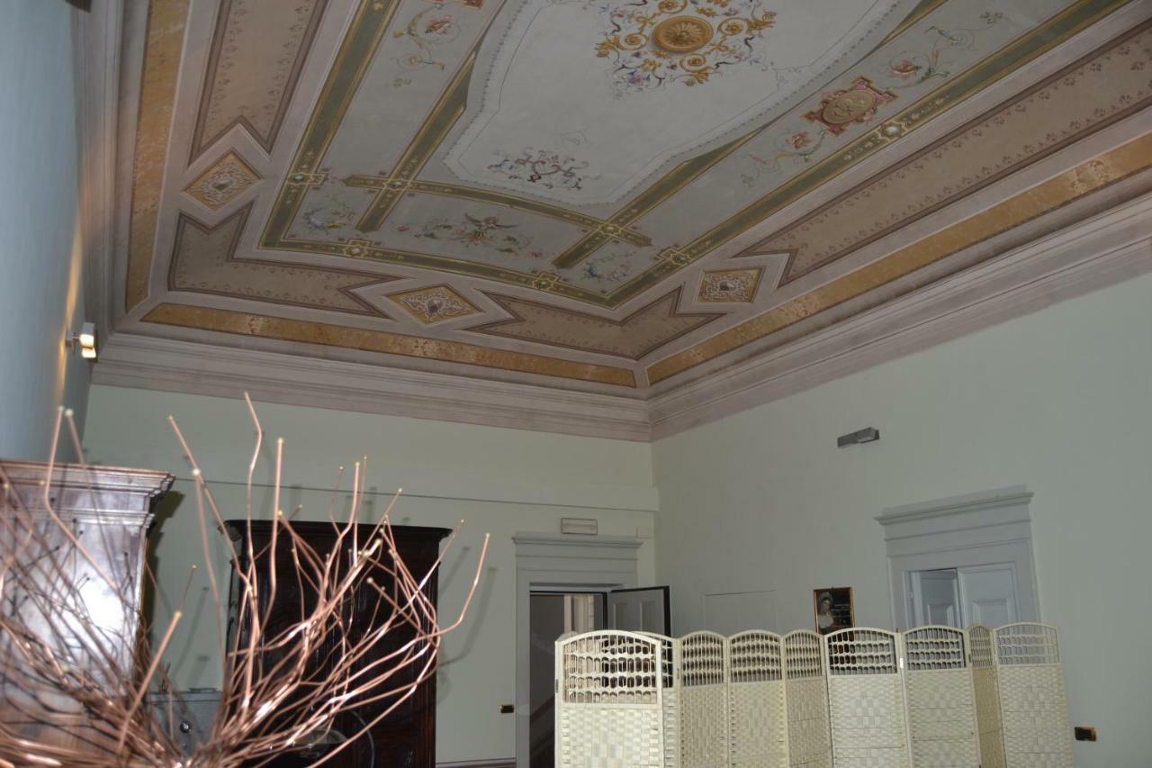Palazzo Roberti Hotel Monte San Giusto Kültér fotó