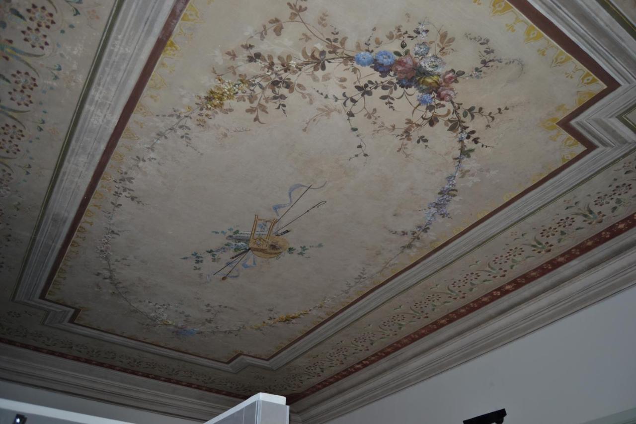 Palazzo Roberti Hotel Monte San Giusto Kültér fotó